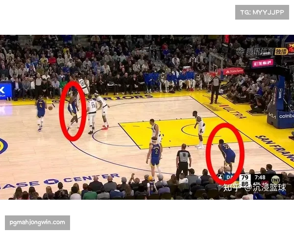 骑士四后卫阵容身高不足，魔术锋线群利用错位背身单打取分